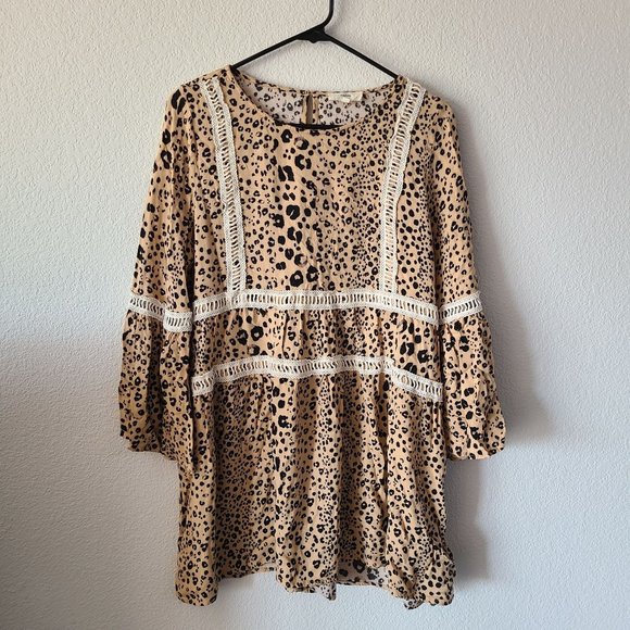 Entro Cheetah Print Bell Sleeve Tunic Top Women's Size L - Picture 1 of 10